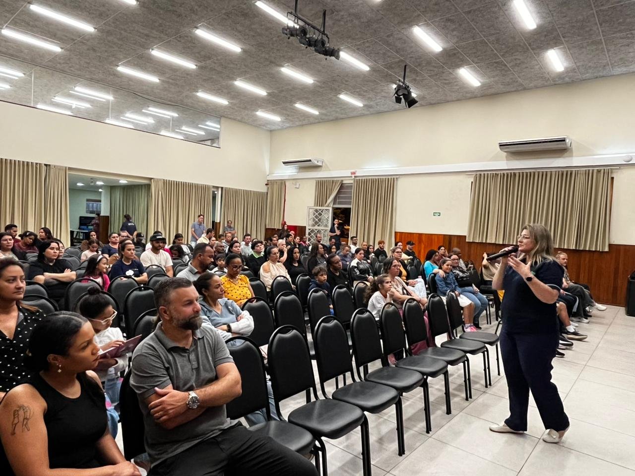 Bairro promove encontro com as fam&iacute;lias